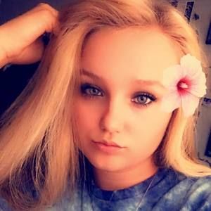 Meet your Posher, Casey